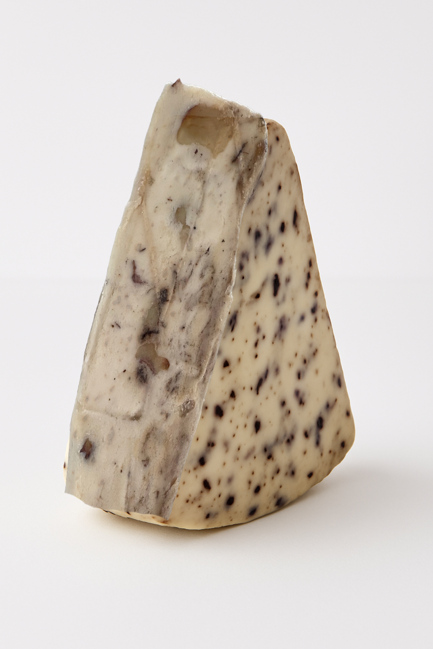 Black Garlic + Walnut Wedge